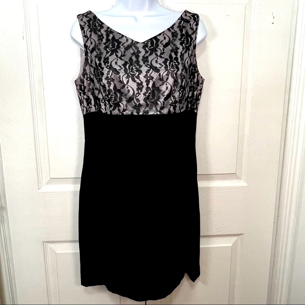 Lois Snyder Dani Max Sleeveless Dress